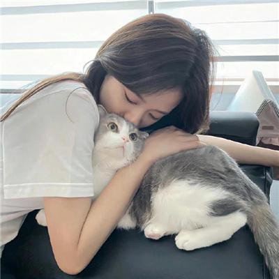 哈啦美容院